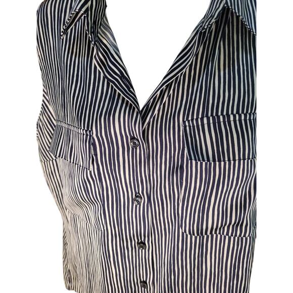 Jones New York Navy/Silver Stripe Sleeveless Blouse Button Up Sz M - Picture 2 of 6